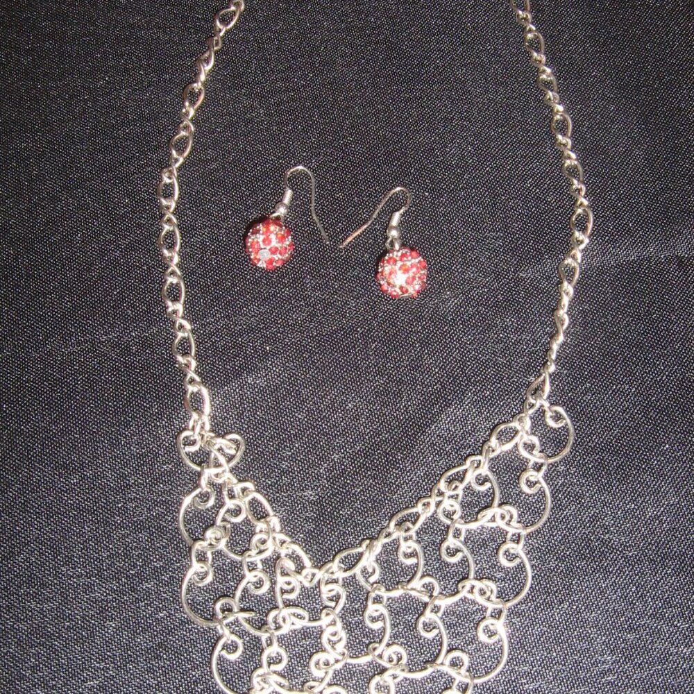 Vintage Silver Tone Choker Necklace And Earrings. $5.00 AS AN ADD ON
